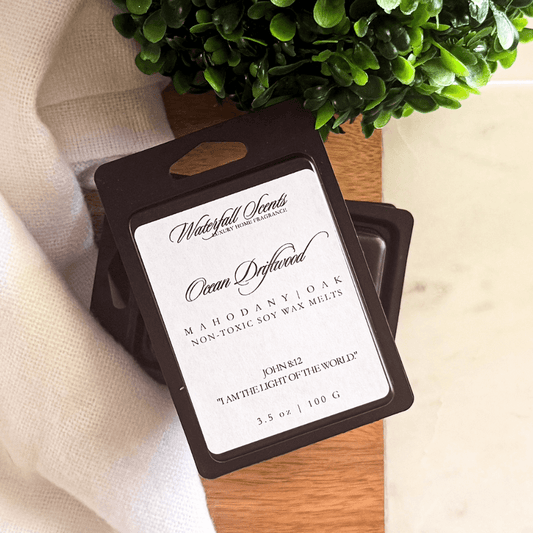 cean Driftwood black clamshell natural wax melts with lavender, geranium, mahogany, cedar, and oak for wax melt warmers.