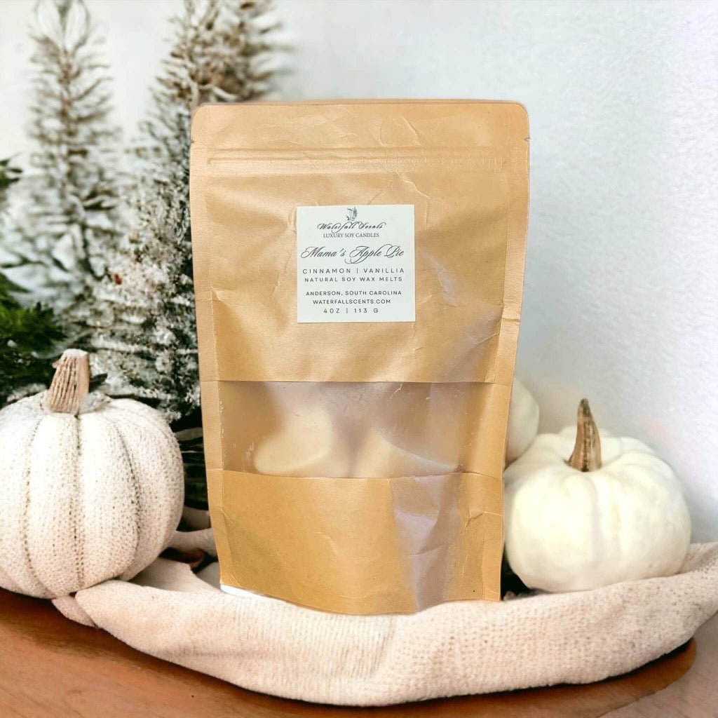  Mama's Apple Pie Soy Wax Melts - Experience the inviting aroma of freshly baked apple pie with these delightful soy wax melts in a kraft brown bag